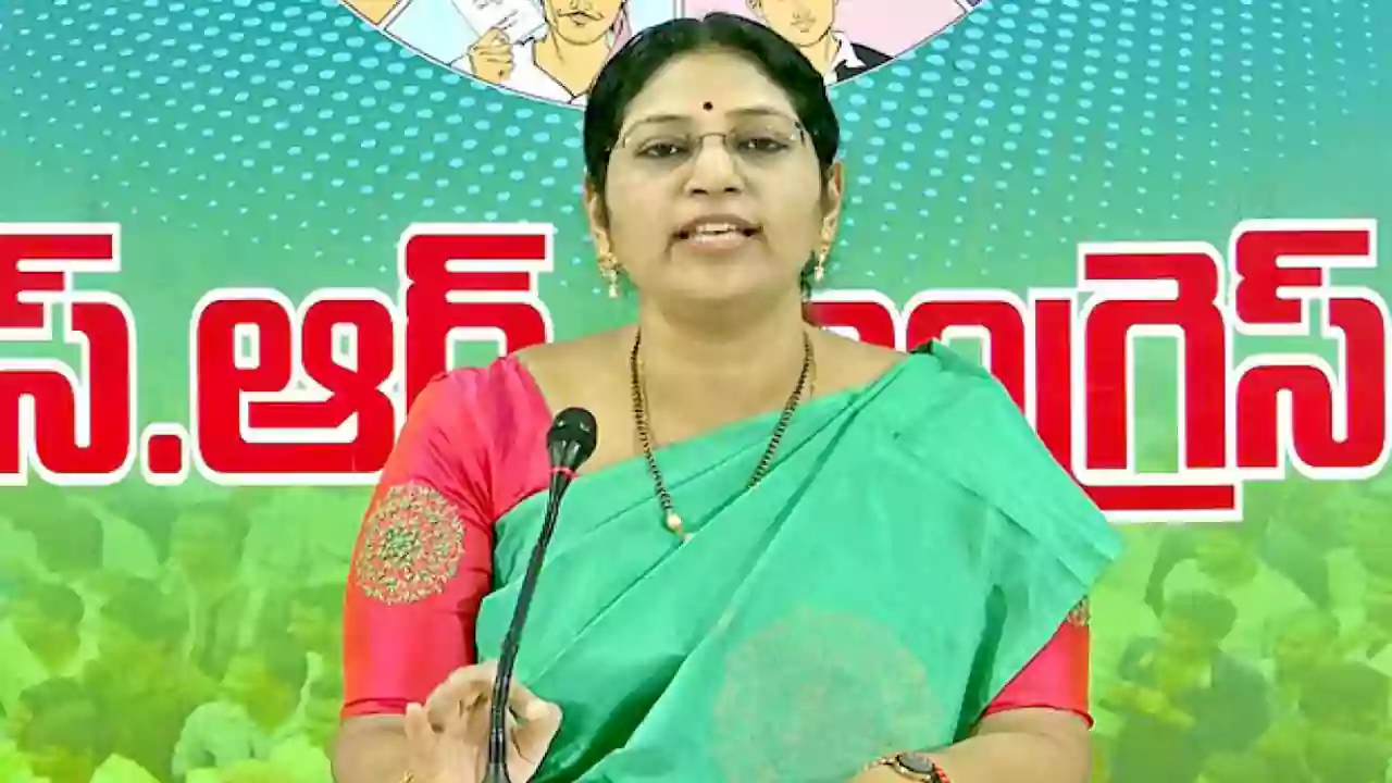 ఏపీలో కూటమి ప్రభుత్వం విఫలం : వైసీపీ ఎమ్మెల్సీ వరుదు కల్యాణి