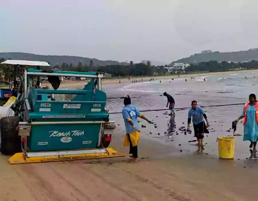 పనులు చేశాం.. డబ్బుల్లేవు.. రూ.400 కోట్ల బకాయిలతో జీవీఎంసీ