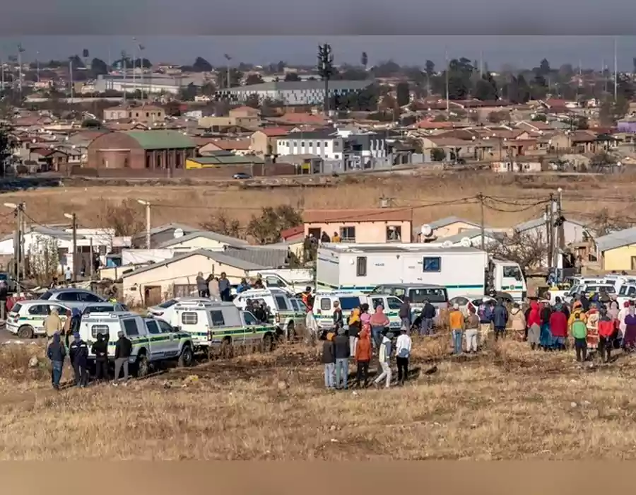 జోహన్నెస్‌బర్గ్‌లో కాల్పుల కలకలం… బార్‌పై దాడి-9 మంది మృతి