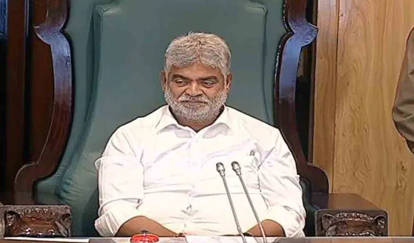 ఎమ్మెల్యేల అనర్హత పిటిషన్‌లపై స్పీకర్‌ విచారణ