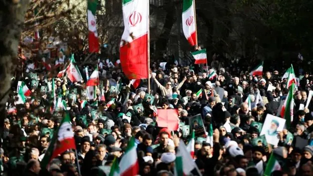 ట్రంప్‌ మమల్ని నట్టేట ముంచేశారు.. ఇరాన్‌లో జనాగ్రహం