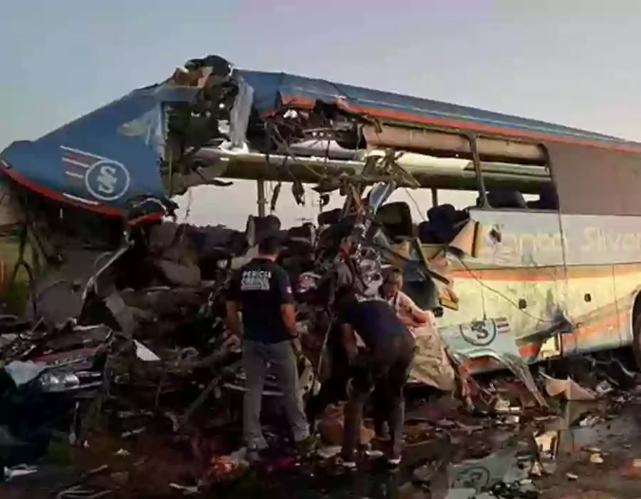 బ్రెజిల్‌లో లారీ, బస్సు ఢీ.. 11 మంది మృతి