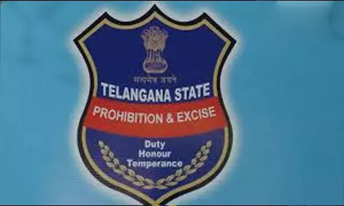 8 సంవత్సరాలుగా బదిలీలకు నోచుకొని ఎక్సైజ్ కానిస్టేబుళ్లు