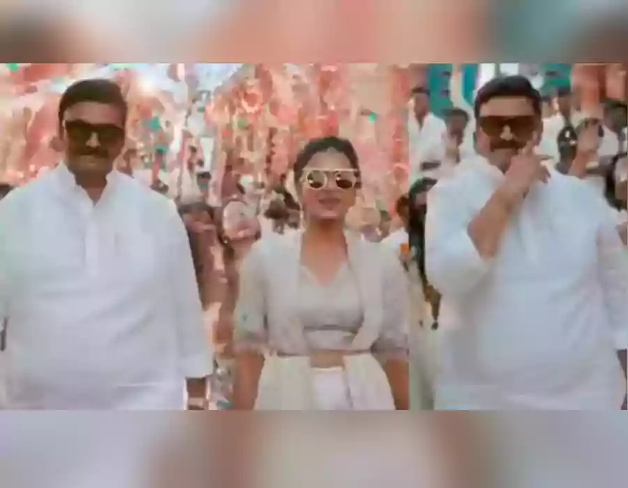 ‘భీమవరం బీట్‌’ సాంగ్‌..సింగర్ స్మితతో కలిసి స్టెప్పులేసిన డిప్యూటీ స్పీకర్‌ రఘురామ కృష్ణంరాజు