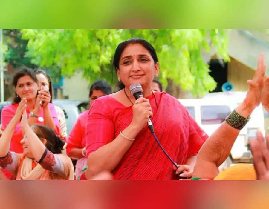 పగ్గాలు చేపట్టనున్న సునేత్ర పవార్- శనివారమే డిప్యూటీ సీఎంగా ప్రమాణ స్వీకారం?