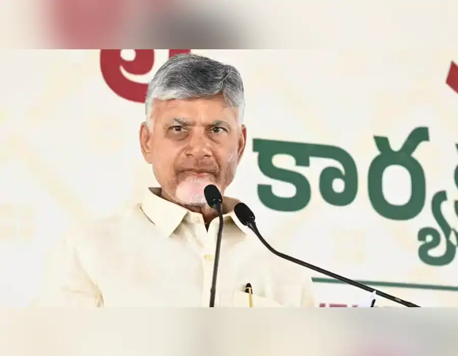 ఏపీలో అలజడులకు కుట్ర, వైసీపీ ట్రాప్‌లో పడొద్దు: సీఎం చంద్రబాబు