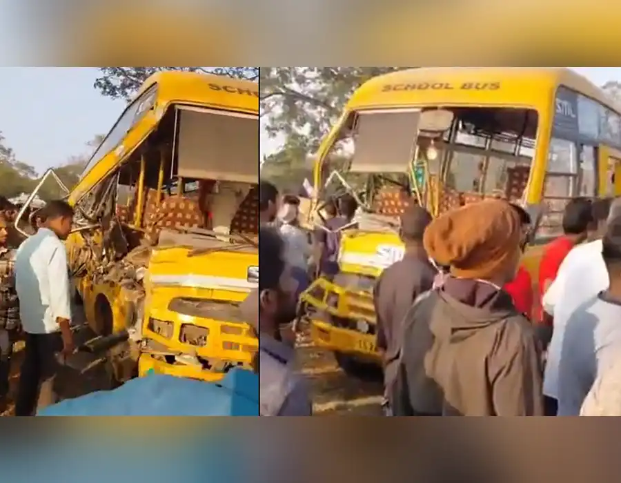 స్కూల్ బస్సును ఢీ కొట్టిన ట్రాక్టర్.. ఇద్దరు మృతి, 12 మందికి తీవ్రగాయాలు