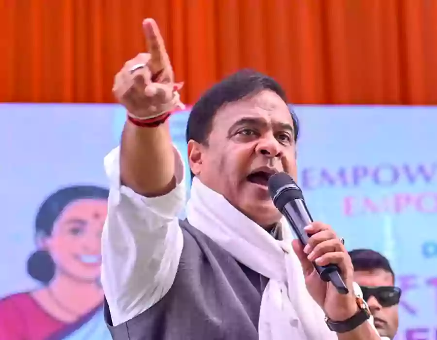 పాక్ ఏజెంట్​కు- కాంగ్రెస్ ఎంపీ, ఆయన భార్యతో సన్నిహిత సంబంధాలు: అసోం సీఎం