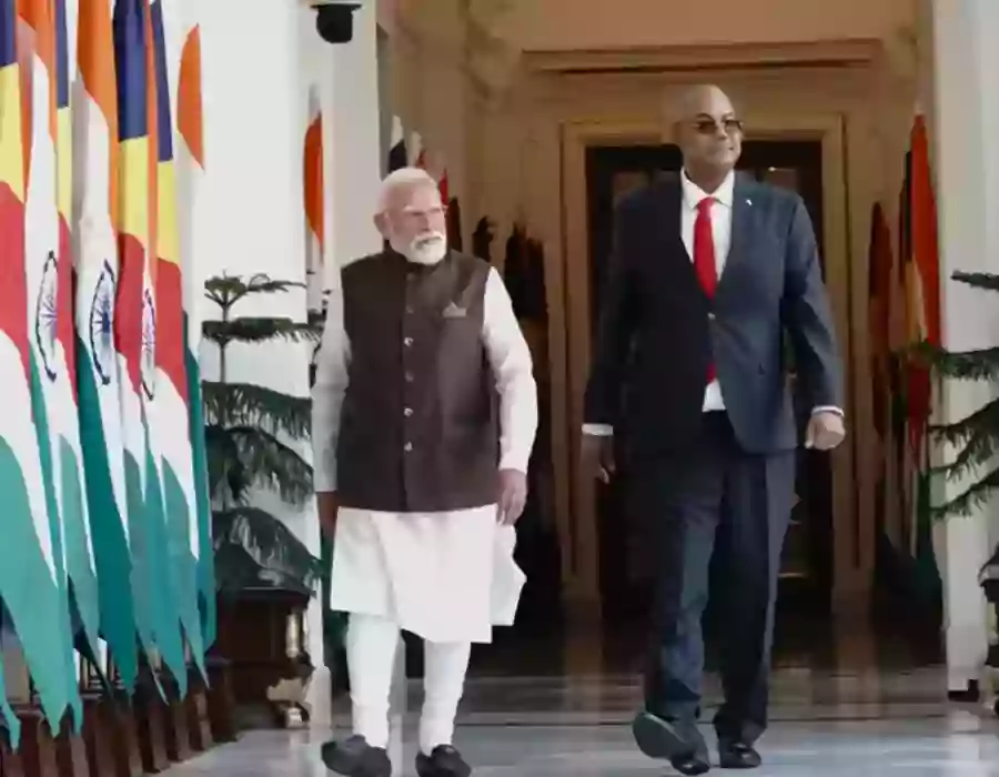 సీషెల్స్ దేశానికి ప్రధాని మోదీ $175 మిలియన్ల ఆర్థిక ప్యాకేజీ