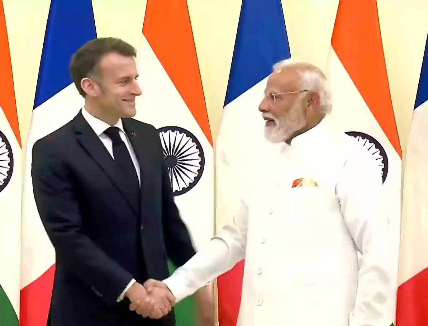 ముంబయిలో మెక్రాన్‌-మోదీ భేటీ..భారత్ చేతికి మరో 114 రఫేల్ జెట్లు!