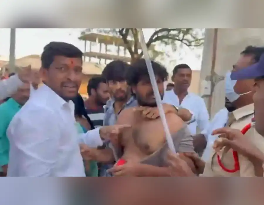 నర్సాపూర్‌లో ఉద్రిక్తత.. బీఆర్ఎస్, బీజేపీ కార్యకర్తల మధ్య ఘర్షణ