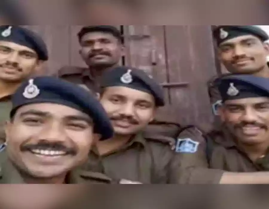 రీల్‌ తెచ్చిన చిక్కులు.. ఆరుగురు ట్రైనీ పోలీసులకు షోకాజ్‌ నోటీసులు