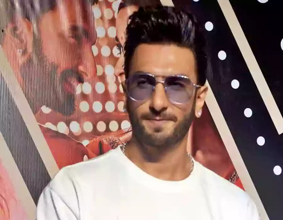 రణ్​వీర్ సింగ్ నుంచి రూ.40 కోట్లు డిమాండ్ చేసిన నిర్మాత!