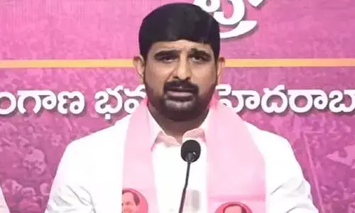 పాడి కౌశిక్ రెడ్డికి సిఐడి నోటీసులు..