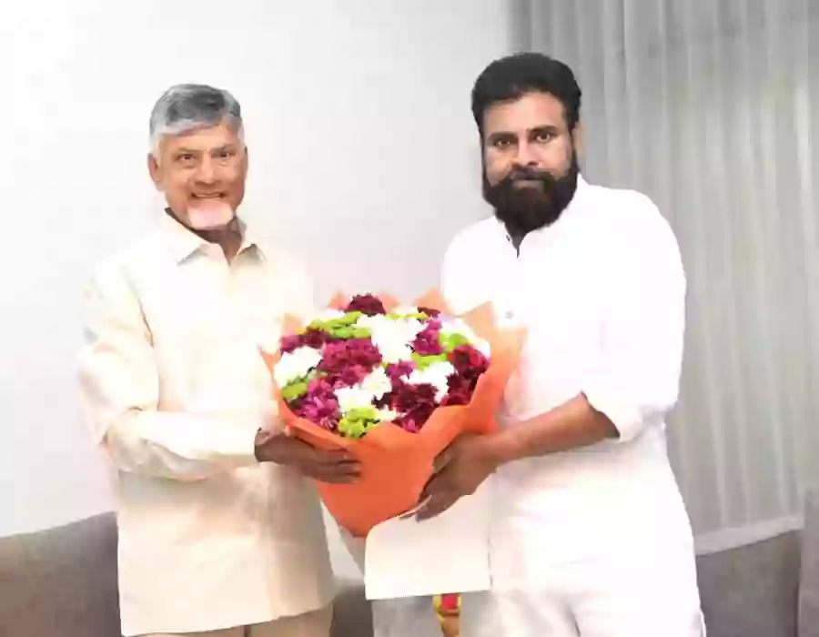 ఏపీ సీఎం, డిప్యూటీ సీఎం భేటీ, చర్చించిన అంశాలివే