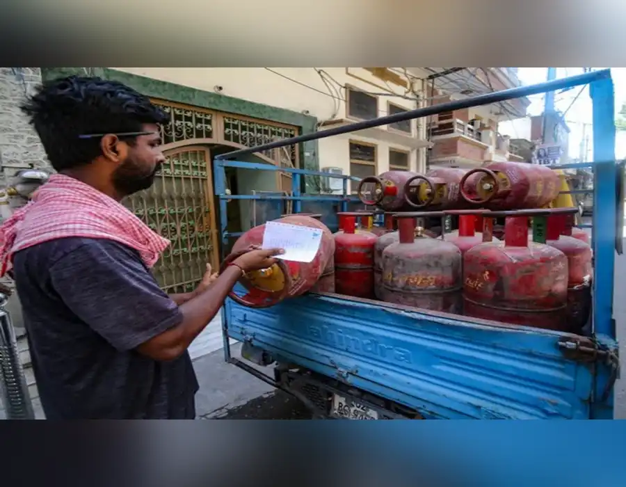 వార్ ఎఫెక్ట్ : భారీగా పెరిగిన వంట గ్యాస్‌ ధరలు