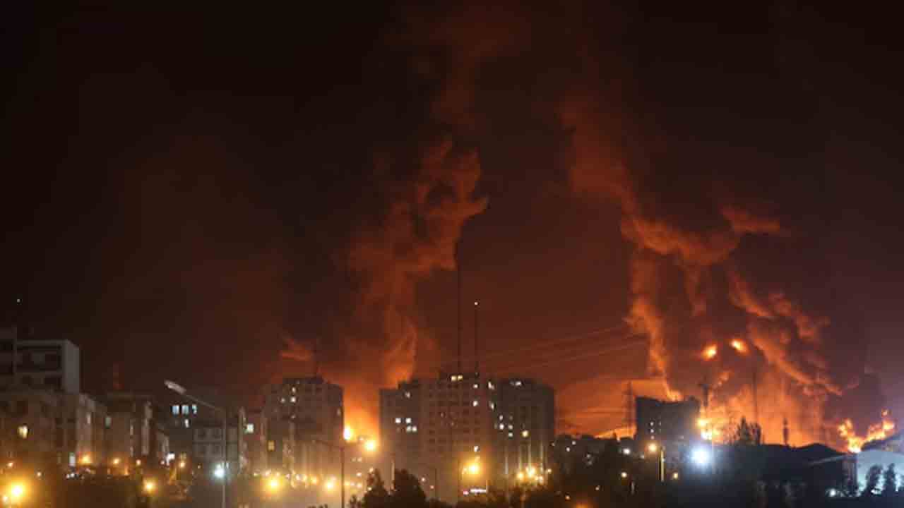 ఇరాన్ ఆయిల్‌ నిల్వలపై ఇజ్రాయెల్‌ దాడులు.. అమెరికా ఆగ్రహం