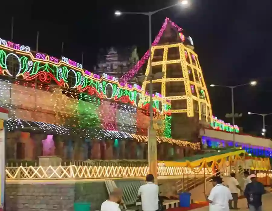 రజత కాంతుల్లో ఒంటిమిట్ట.. బ్రహ్మోత్సవాల కోసం అద్భుత అలంకరణలు..!