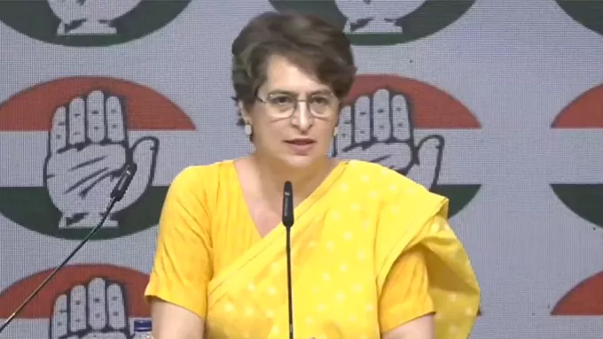 ఎన్డీయేకు చీకటి రోజు: ప్రియాంకా గాంధీ