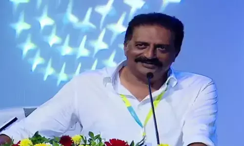 ప్రకాశ్ రాజ్ కు లీగల్ నోటీసులు