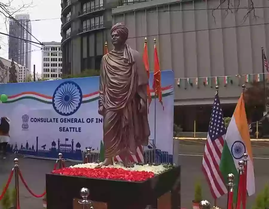 సీటెల్ నడిబొడ్డున స్వామి వివేకానంద భారీ విగ్రహావిష్కరణ!