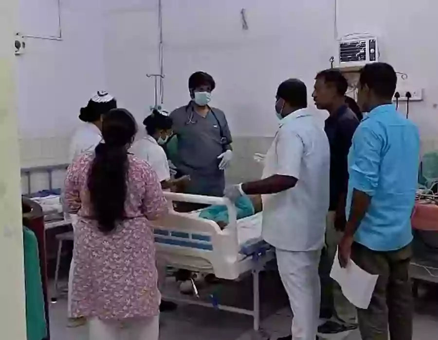 హోమ్ వర్క్ చేయలేదని ఇంత దారుణమా..? రెండో తరగతి విద్యార్థిపై స్కూల్ టీచర్ దాష్టీకం..!