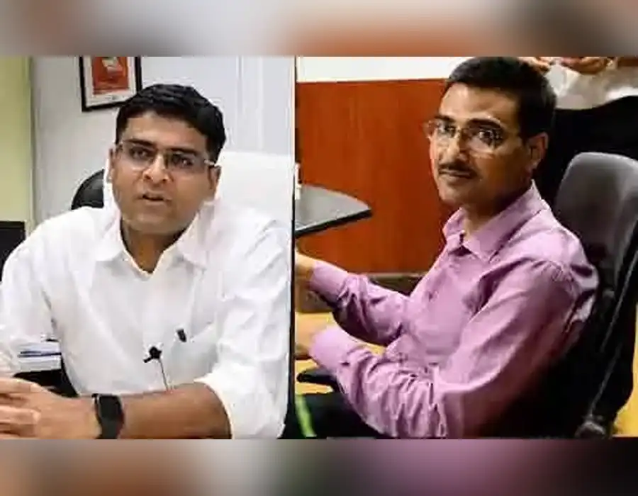 సీబీఎస్‌ఈ చైర్మన్, కార్యదర్శిపై బదిలీ వేటు