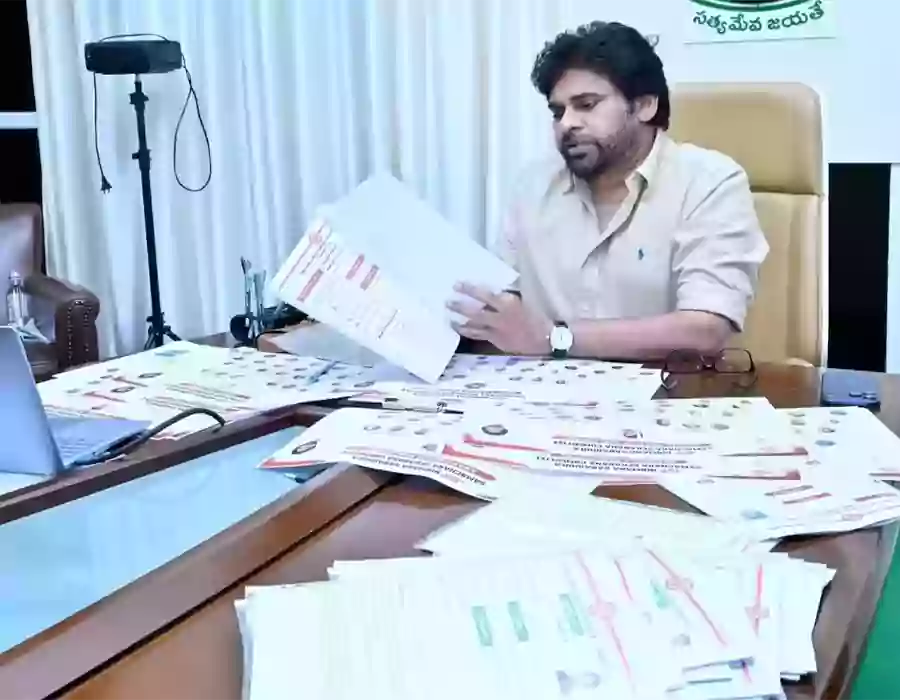 పవన్ కళ్యాణ్ కీలక నిర్ణయం.. నెల్లూరు జిల్లాలో జనసేన కమిటీలు రద్దు.. కారణమిదే..