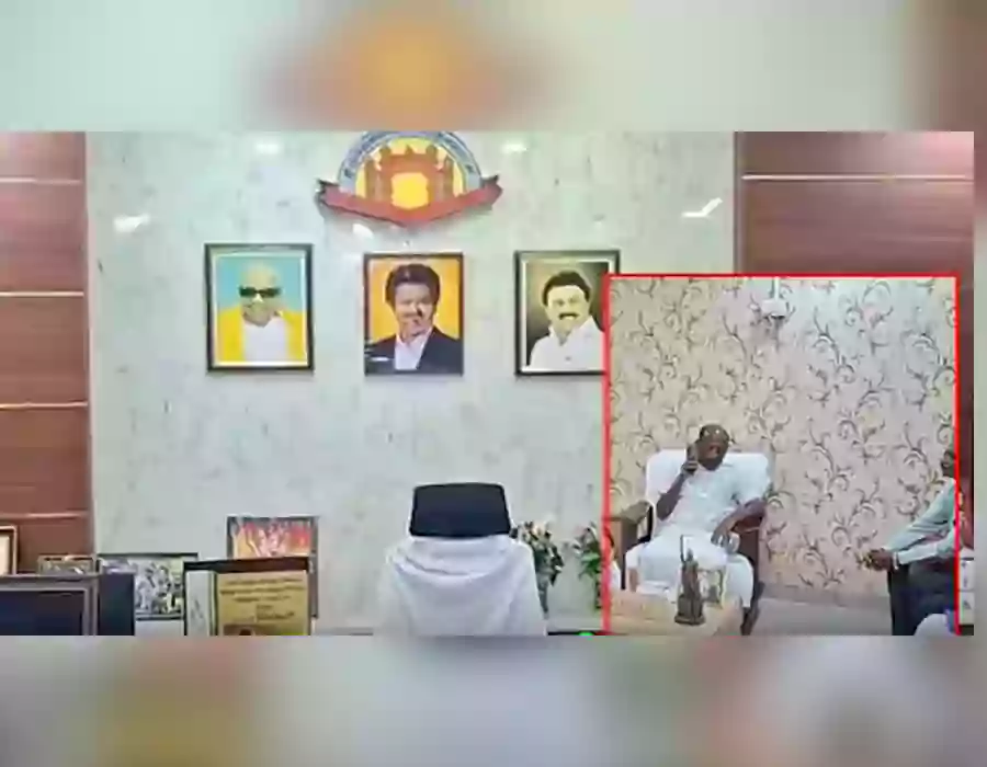 తమిళనాట CM Vijay ఫొటోల వివాదం