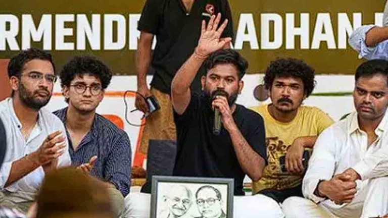 ‘ఛలో పార్లమెంట్‌’కు అనుమతి లేదు.. జంతర్ మంతర్ దాటితే కఠిన చర్యలు..!