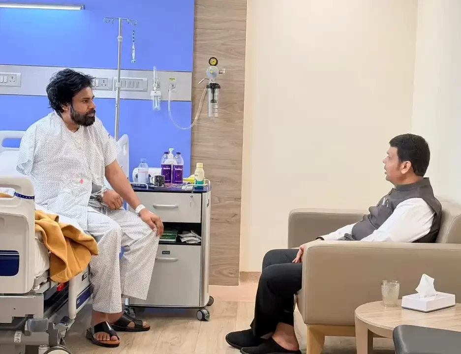 డిప్యూటీ సీఎం పవన్ కల్యాణ్‌ను పరామర్శించిన మహారాష్ట్ర సీఎం
