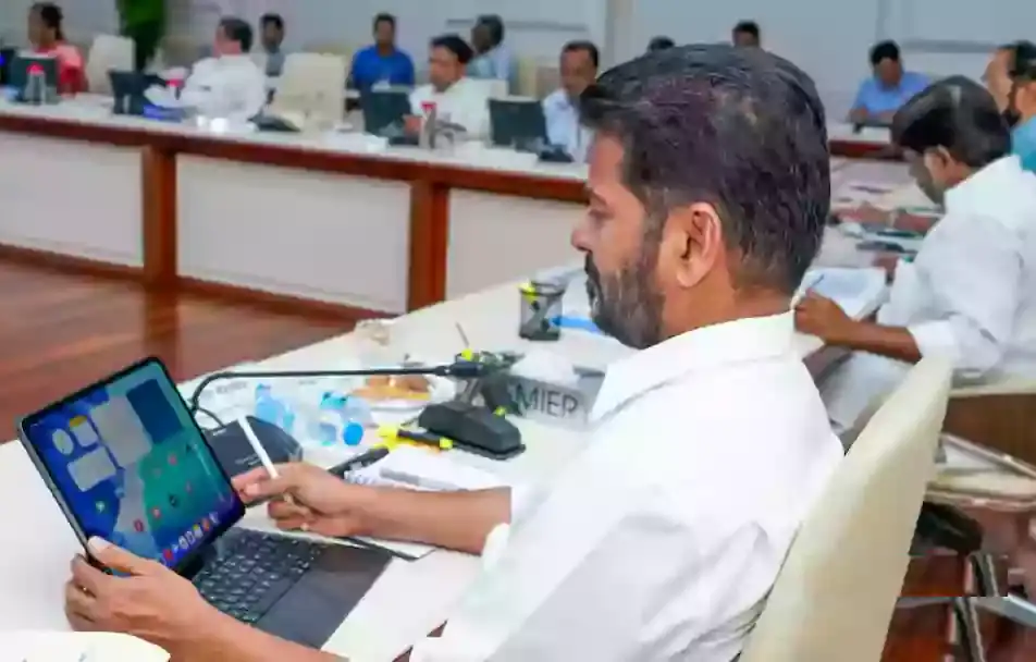 తెలంగాణ కేబినెట్ సంచలన నిర్ణయాలు..