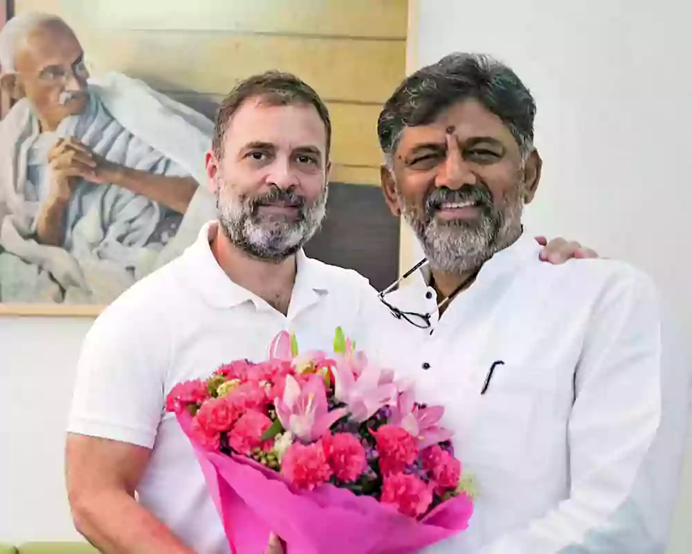 కర్ణాటకలో కాంగ్రెస్‌లో కలకలం..ఎమ్మెల్యేల రాజీనామా?