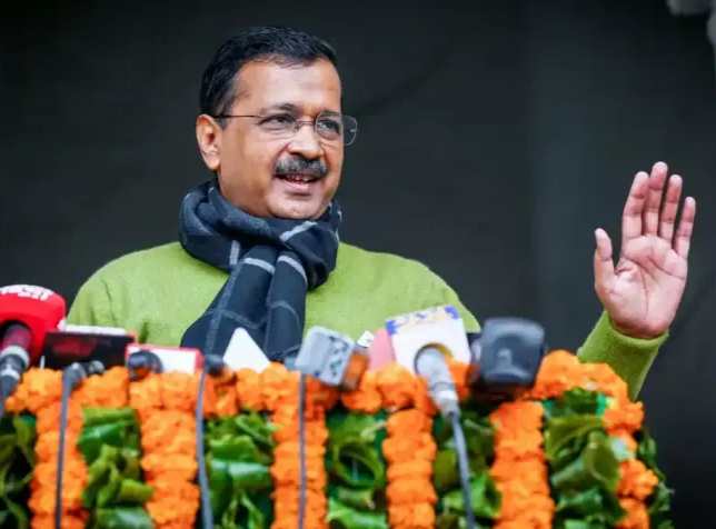 5 రోజుల్లో E20 పెట్రోల్ బ్యాన్ చేస్తాం తేల్చి చెప్పిన కేజ్రీవాల్