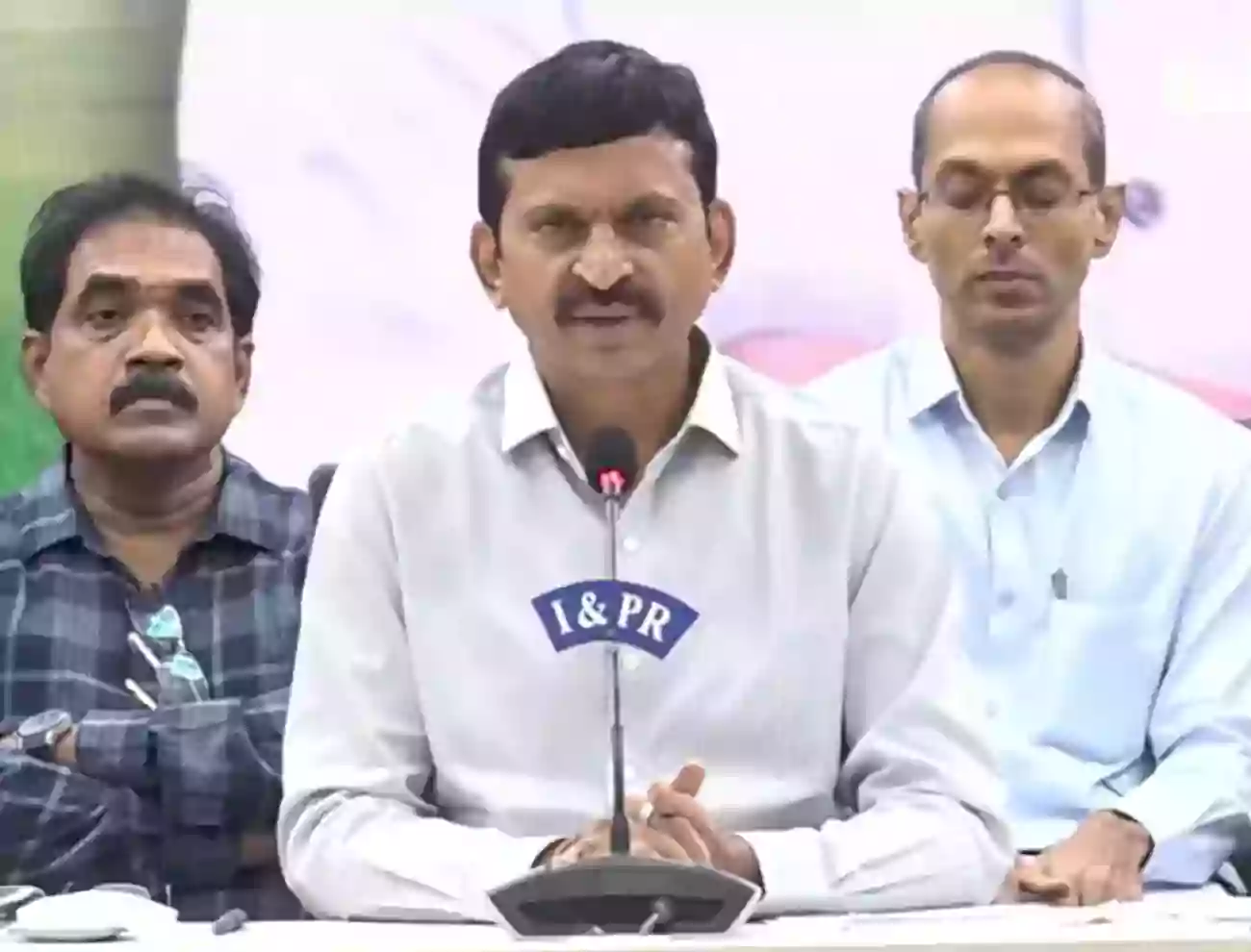 36 గంటల్లో సమస్యల పరిష్కారం.. మంత్రి పొంగులేటి