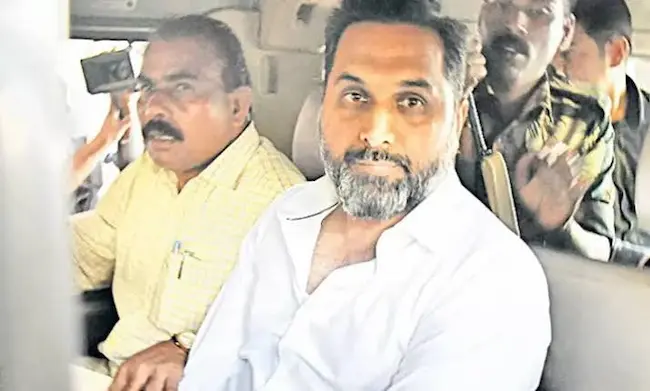 ఏపీ లిక్కర్ స్కామ్‌ కేసులో రాజ్ కెసిరెడ్డి, వాసుదేవరెడ్డిలకు బెయిల్
