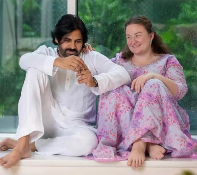 పవన్ కు సతీమణి విషెస్
