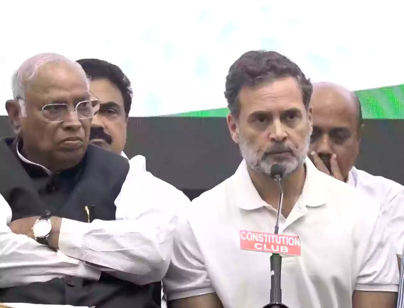 ప్రధాని మోదీ, CEC జ్ఞానేష్ కుమార్‌పై రాహుల్ తీవ్ర వ్యాఖ్యలు!