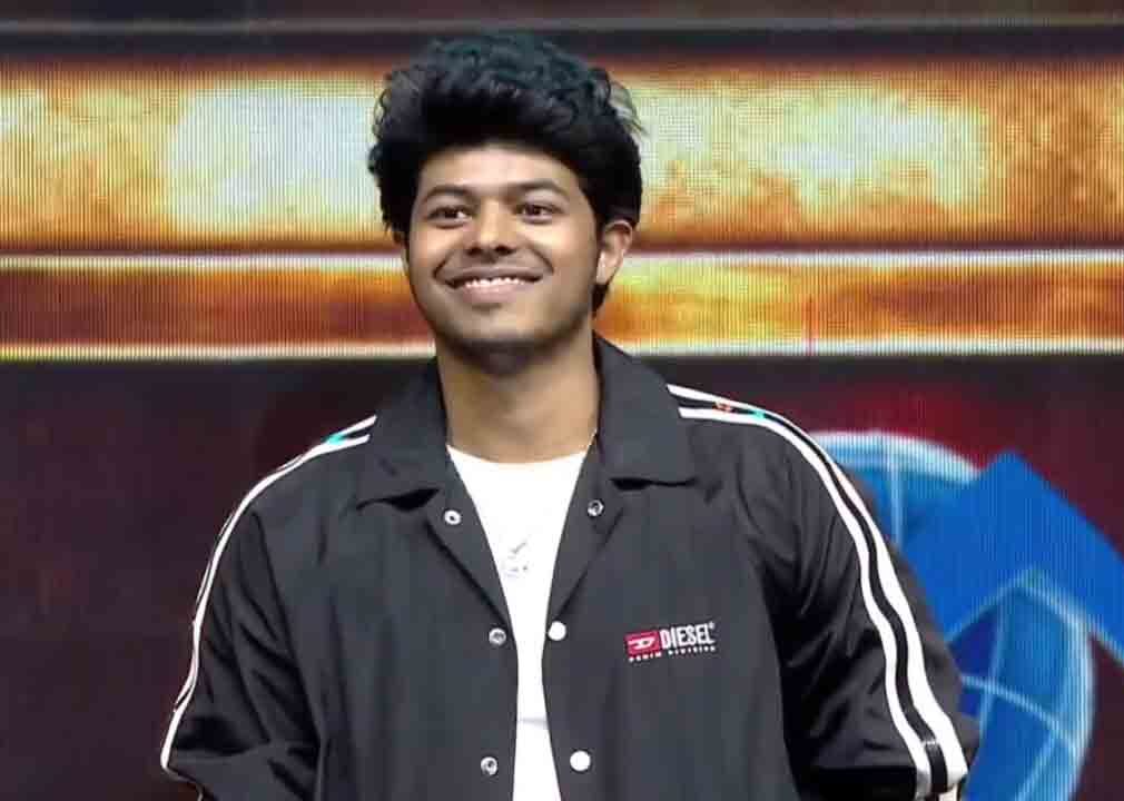 ‘సిగ్మా’ ఈవెంట్‌లో.. ‘టీవీకే.. టీవీకే’ నినాదాలతో హోరెత్తిన వేదిక!