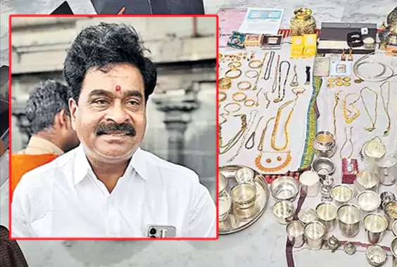 తితిదే డిప్యూటీ ఈవో లోకనాథం అరెస్టు