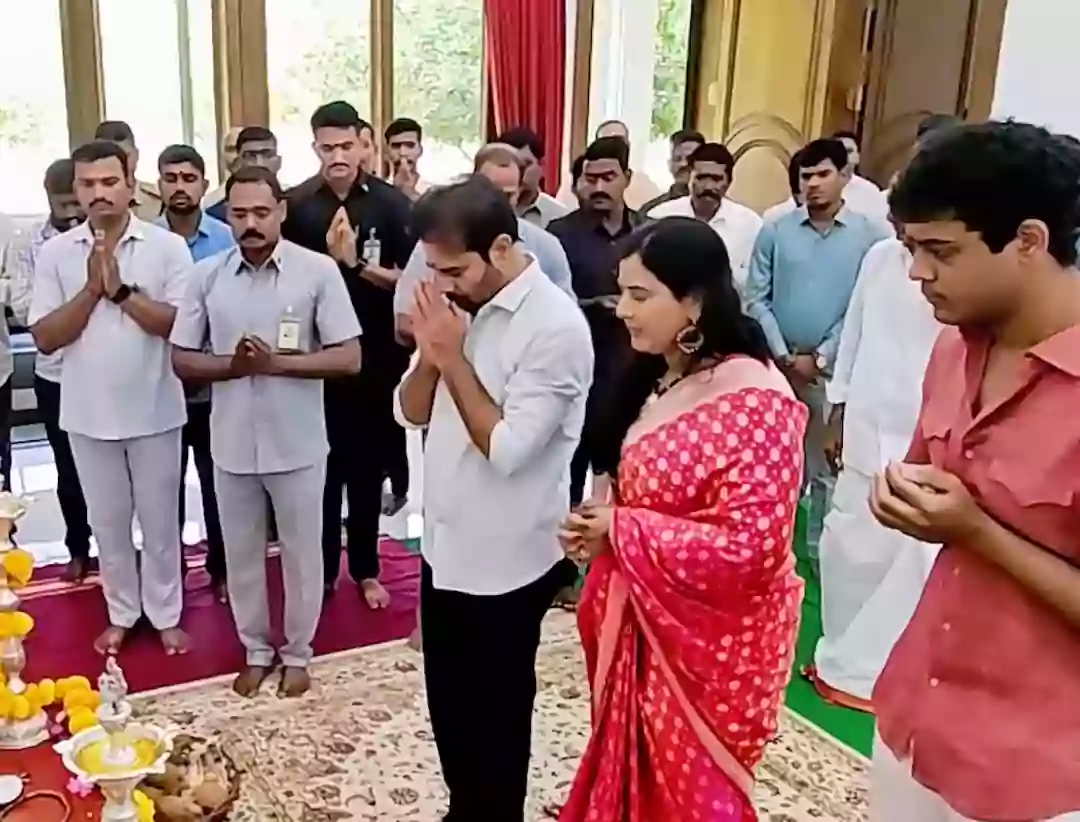 పూర్తిగా మారిపోయిన కేటీఆర్ లుక్!
